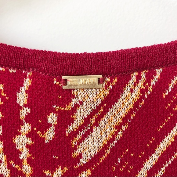 St. John Red/Silver/Gold Sleeveless Sweater Shell - Picture 6 of 8